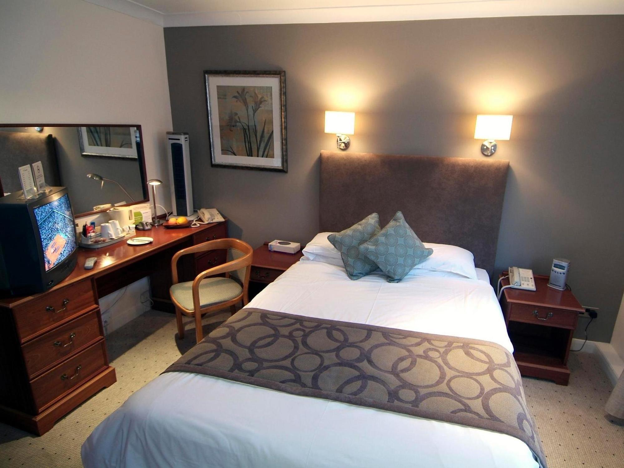 Wainstones Hotel 3*